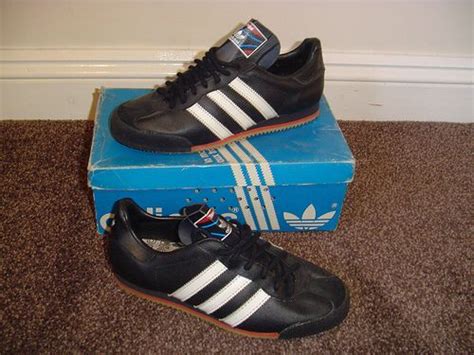 adidas kick trainers in 1980s.